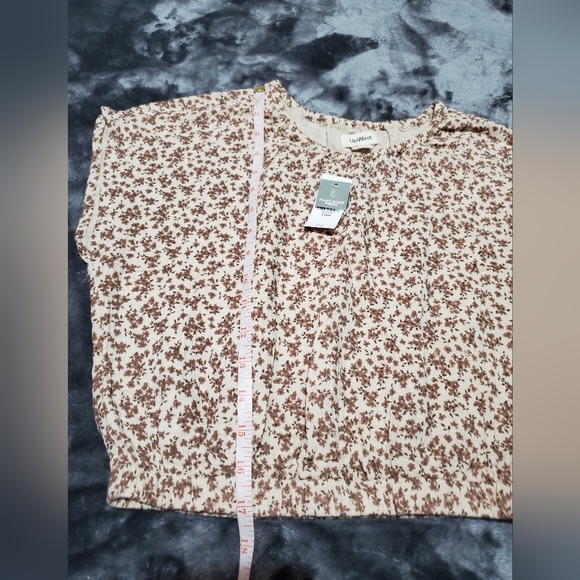 NWT Cinched Hem Coastal Cotton Top Size X-Small in Mountain Floral by UpWest - Picture 9 of 13